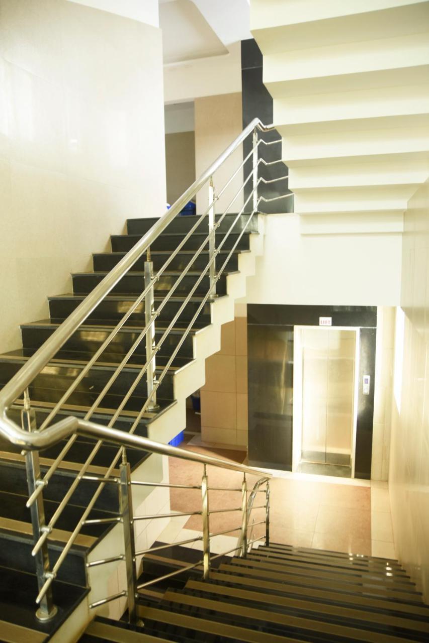 Hotel Om International 戈卡尔纳 外观 照片